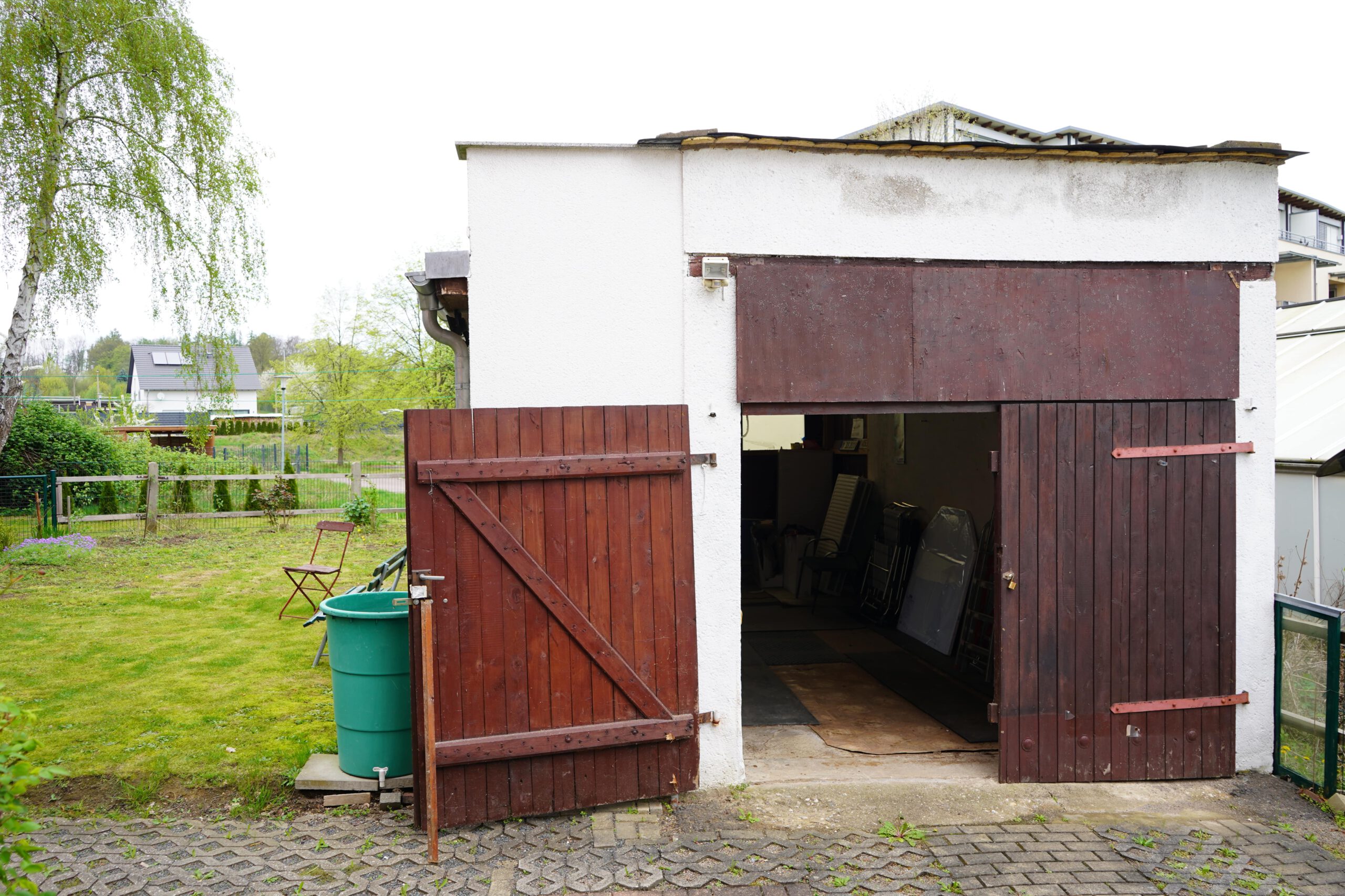 Zweifamilienhaus-Hartha-Garage